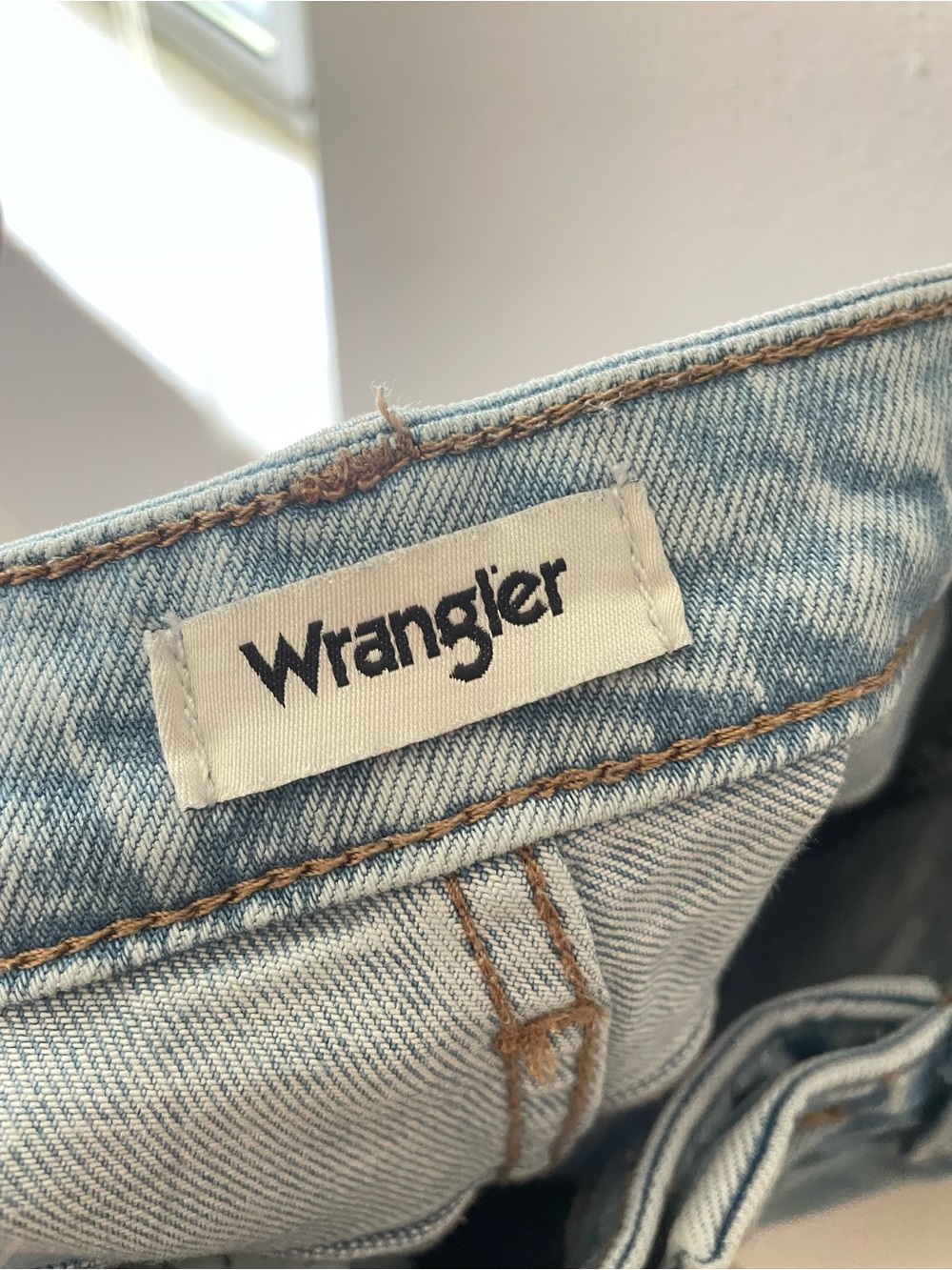 Wrangler Oasis Released Hem High Rise Wide Leg Jeans in Size 26 - Picture 4 of 7